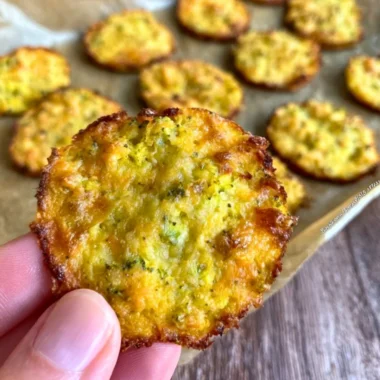 Crispy broccoli cheddar rounds, a healthy low carb snack option.