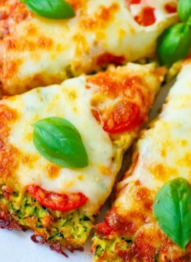 Delicious homemade zucchini pizza crust recipe with toppings