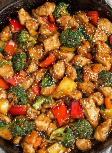 Easy chicken stir fry with colorful vegetables in a pan